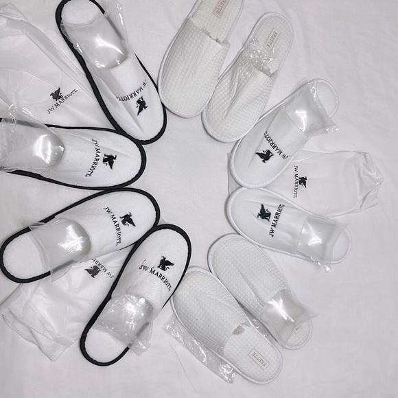 Slipper Bundle NWT in Dust/ Celo Bag Fuzzy and Waffle Styles 5 for $75| Unisex - Picture 5 of 9